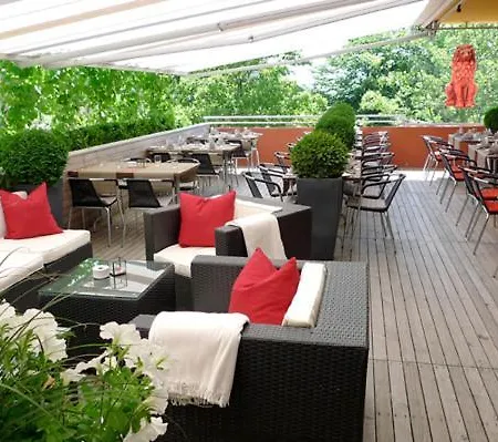 Hotel Gasthof Zum Roten Löwen 3*